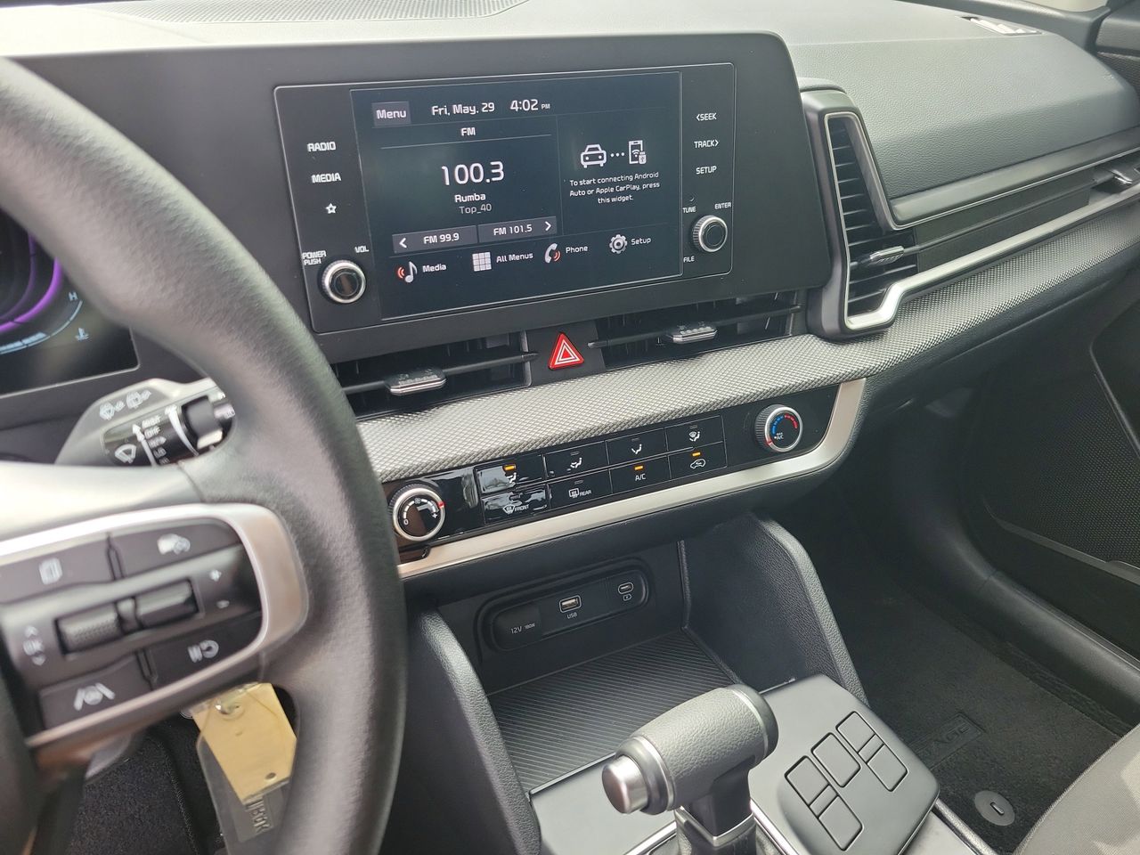 2025 Kia Sportage LX - Photo 22