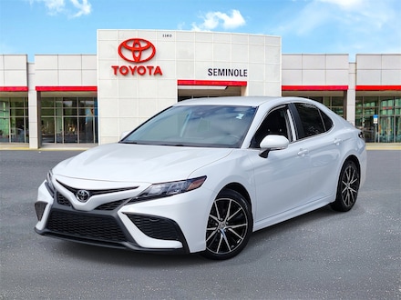 2024 Toyota Camry SE Sedan