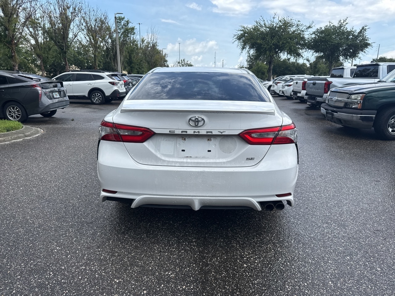 Used 2018 Toyota Camry SE with VIN 4T1B11HK1JU071845 for sale in Sanford, FL