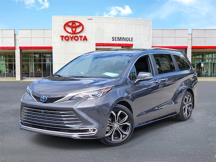 2025 Toyota Sienna Platinum Minivan/Van