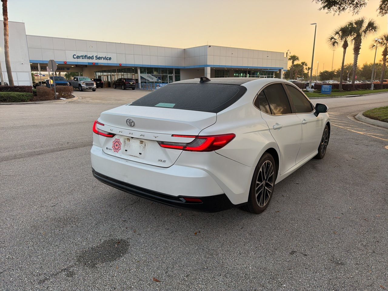 View vehicle photo 5