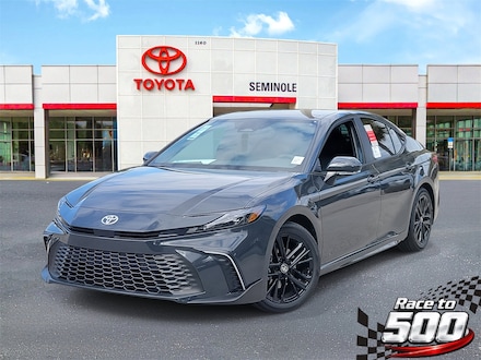 2026 Toyota Camry SE Sedan