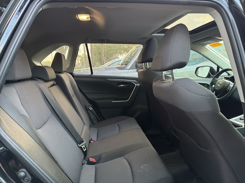 Used 2025 Toyota RAV4 Hybrid XLE SUV