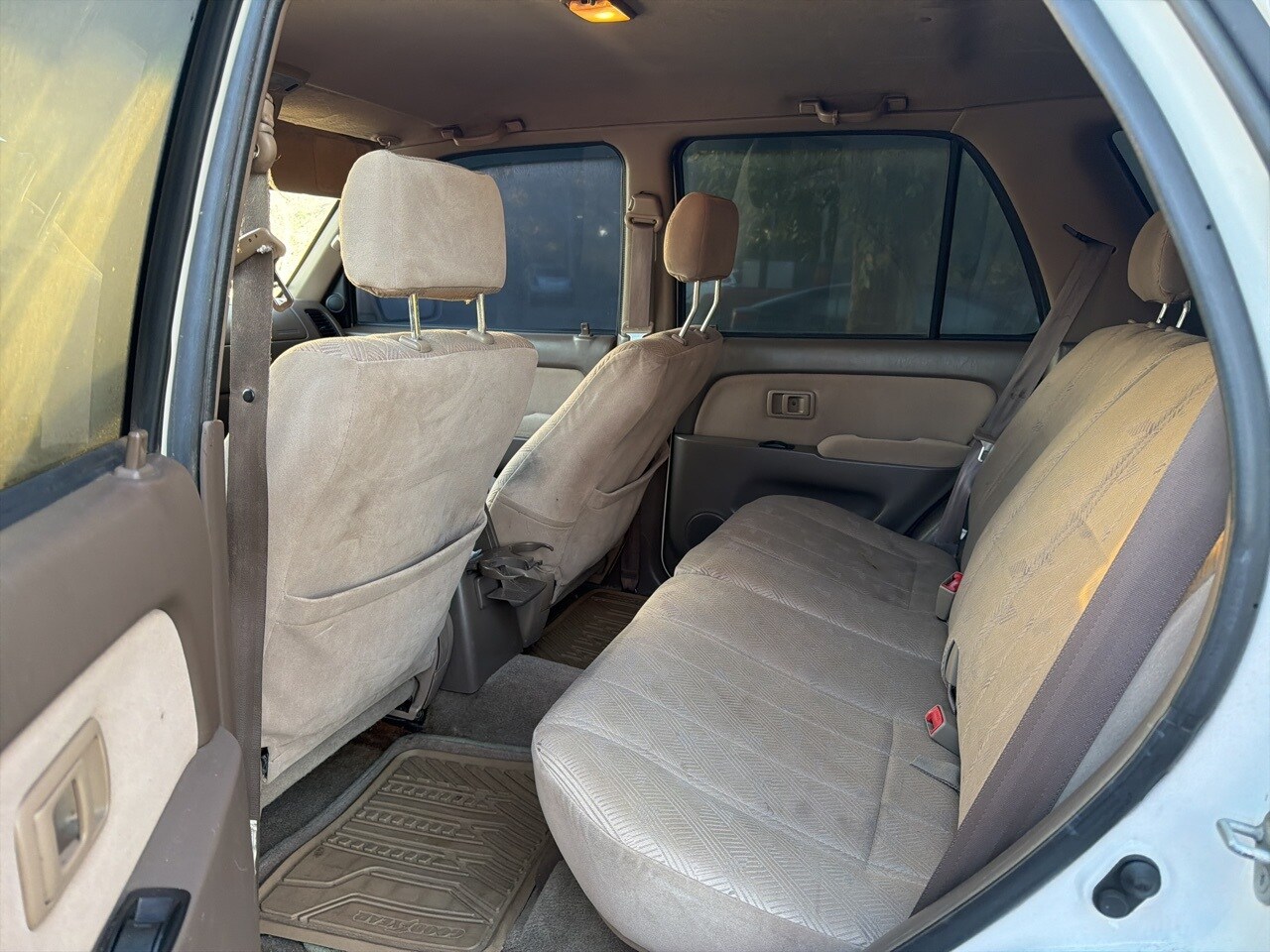 2001 Toyota 4Runner SR5 photo 2