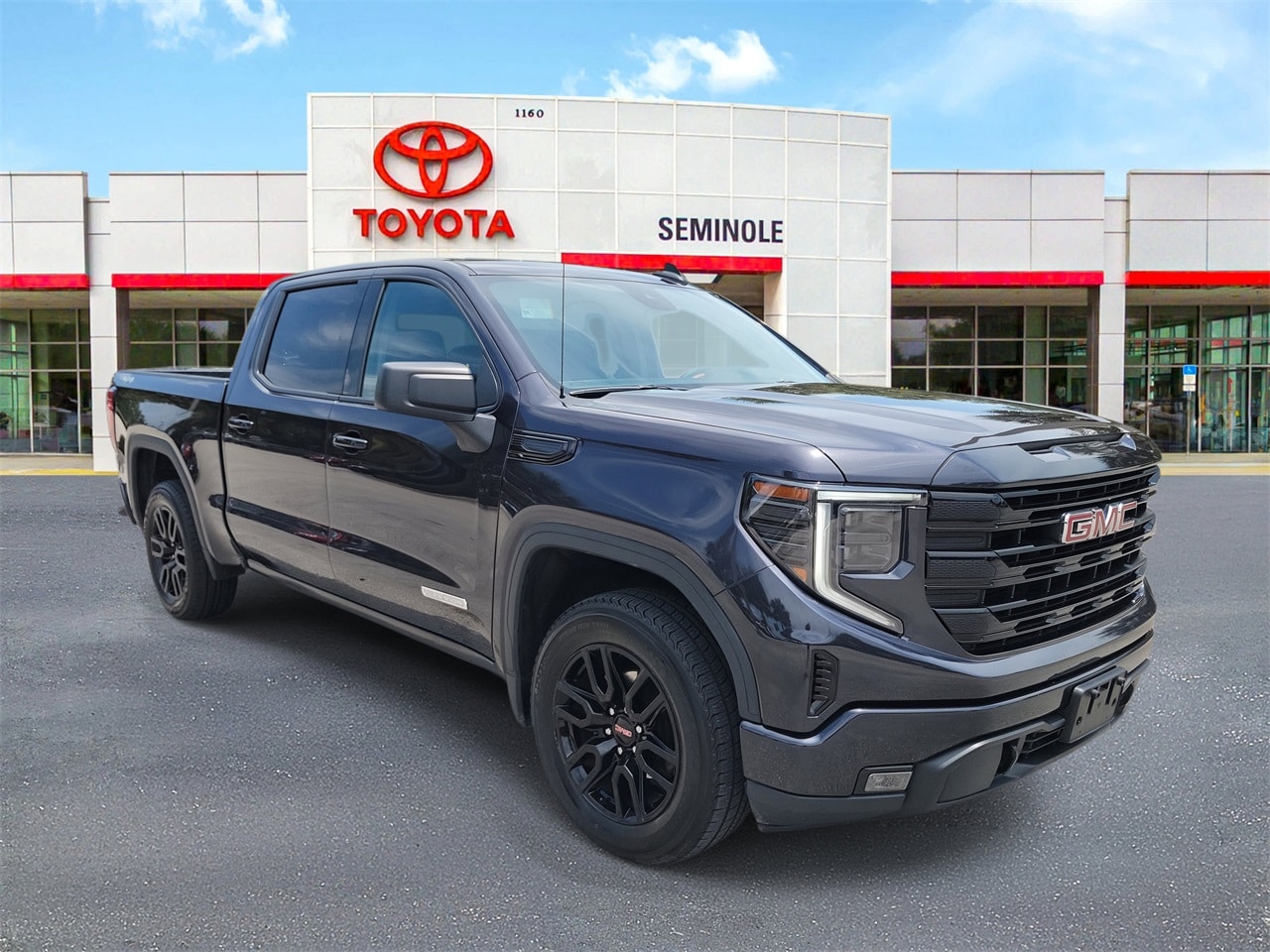 Used 2022 GMC Sierra 1500 Elevation with VIN 3GTPUJEK5NG634068 for sale in Sanford, FL
