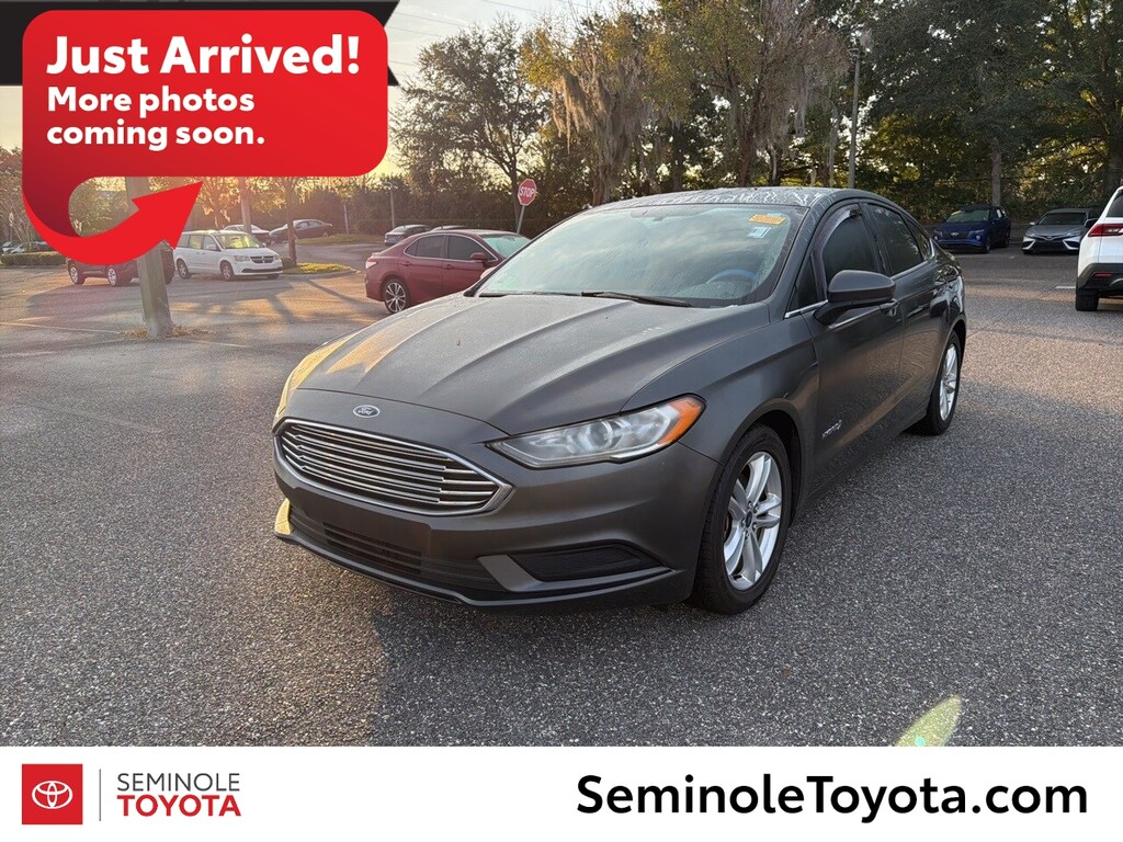 Used 2018 Ford Fusion Hybrid SE Sedan