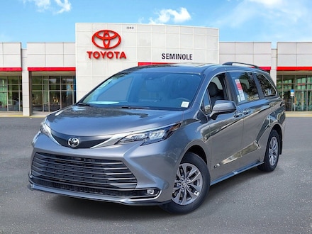 2026 Toyota Sienna XLE 8 Passenger Van Passenger Van
