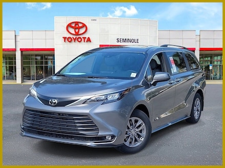 2026 Toyota Sienna XLE 8 Passenger Van Passenger Van