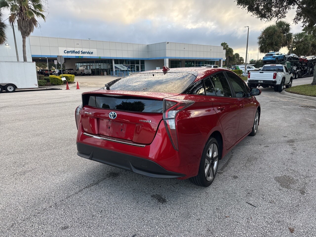 2016 Toyota Prius Four Touring photo 3