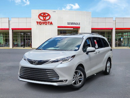 2026 Toyota Sienna Limited 7 Passenger Van Passenger Van