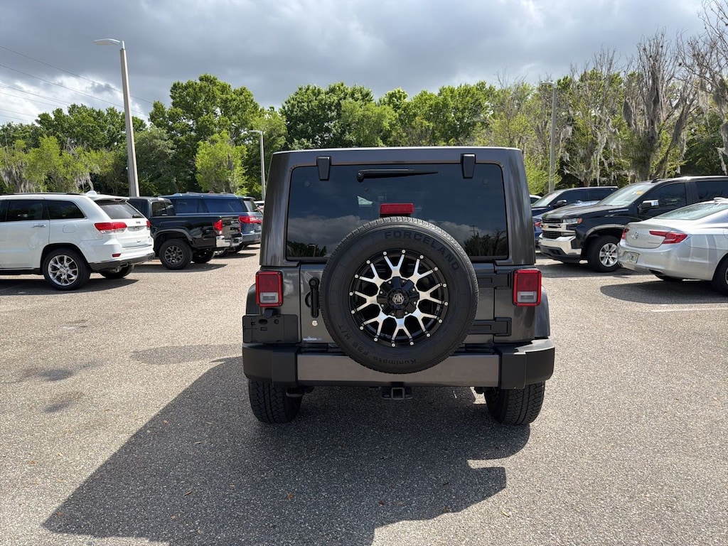 Used 2017 Jeep Wrangler Unlimited Sahara SUV
