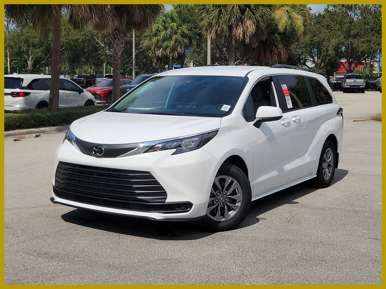 Ice Cap 2026 Toyota Sienna Minivan Front-Wheel Drive Continuously Variable Transmission