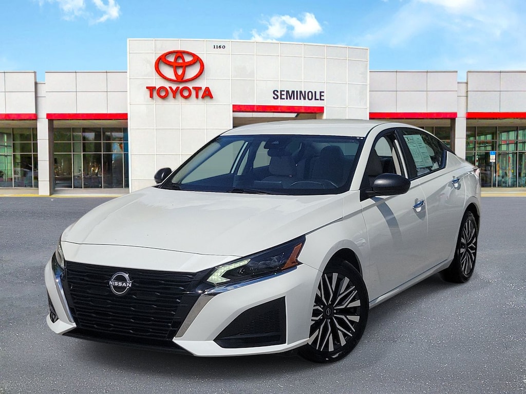 Used 2025 Nissan Altima 2.5 SV Sedan