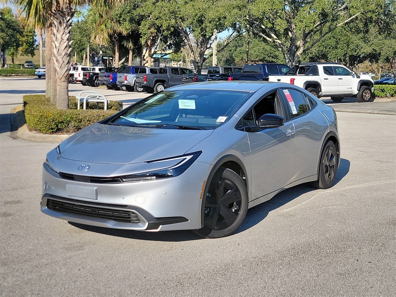 2026 Toyota Prius SE's photo