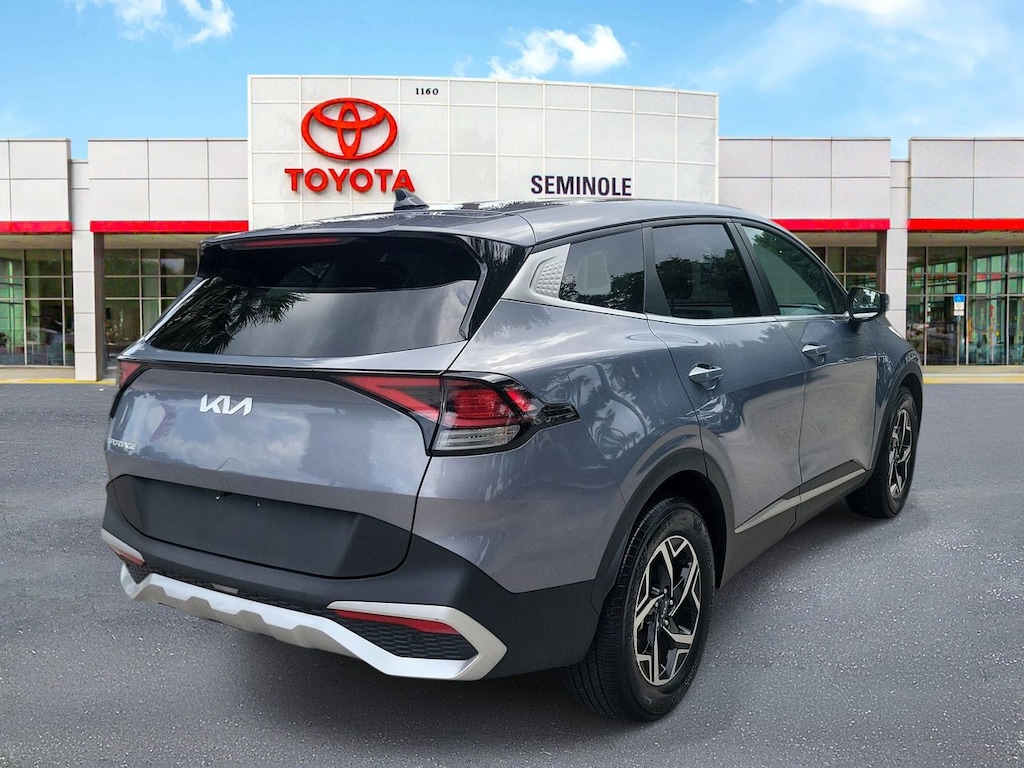 Used 2025 Kia Sportage LX SUV