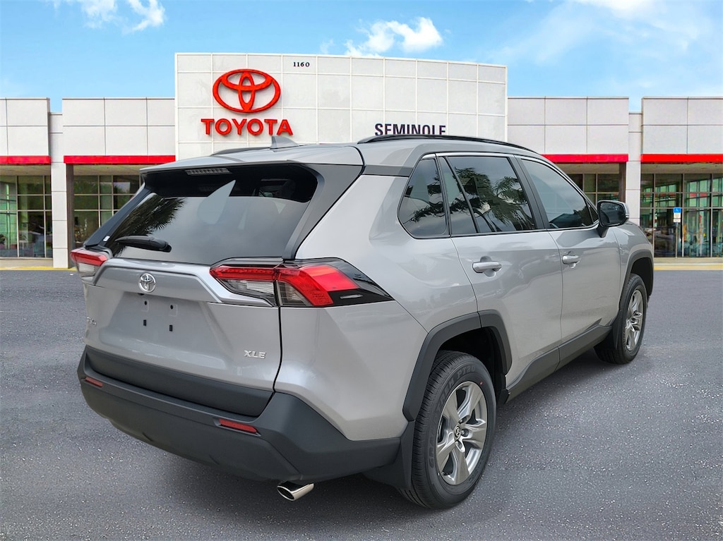New 2025 Toyota RAV4 XLE SUV