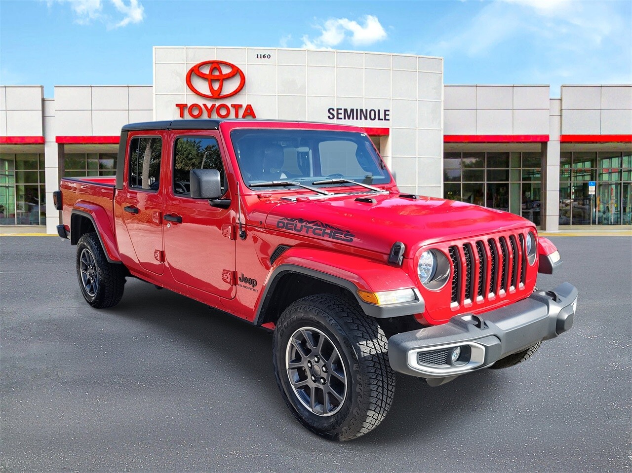 2020 Jeep Gladiator Altitude photo 2