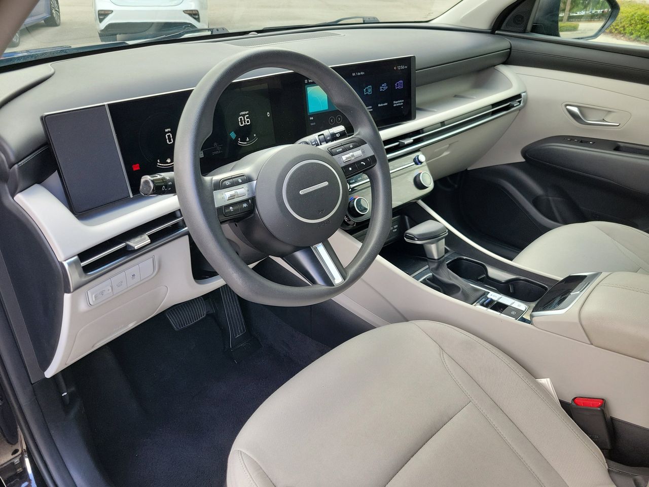 2025 Hyundai Tucson SEL - Photo 15