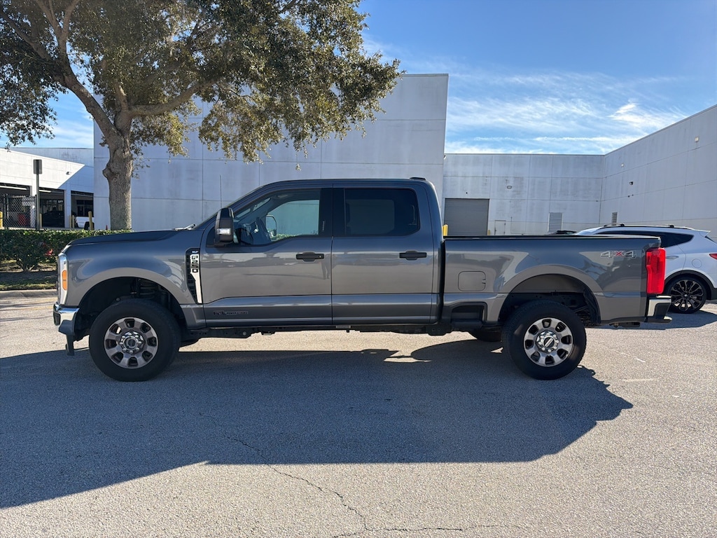 Used 2023 Ford F-250SD XLT Truck