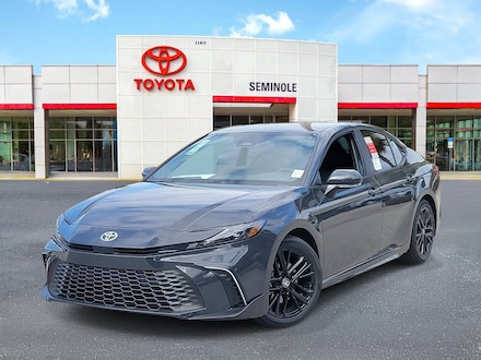 2026 Toyota Camry SE Sedan