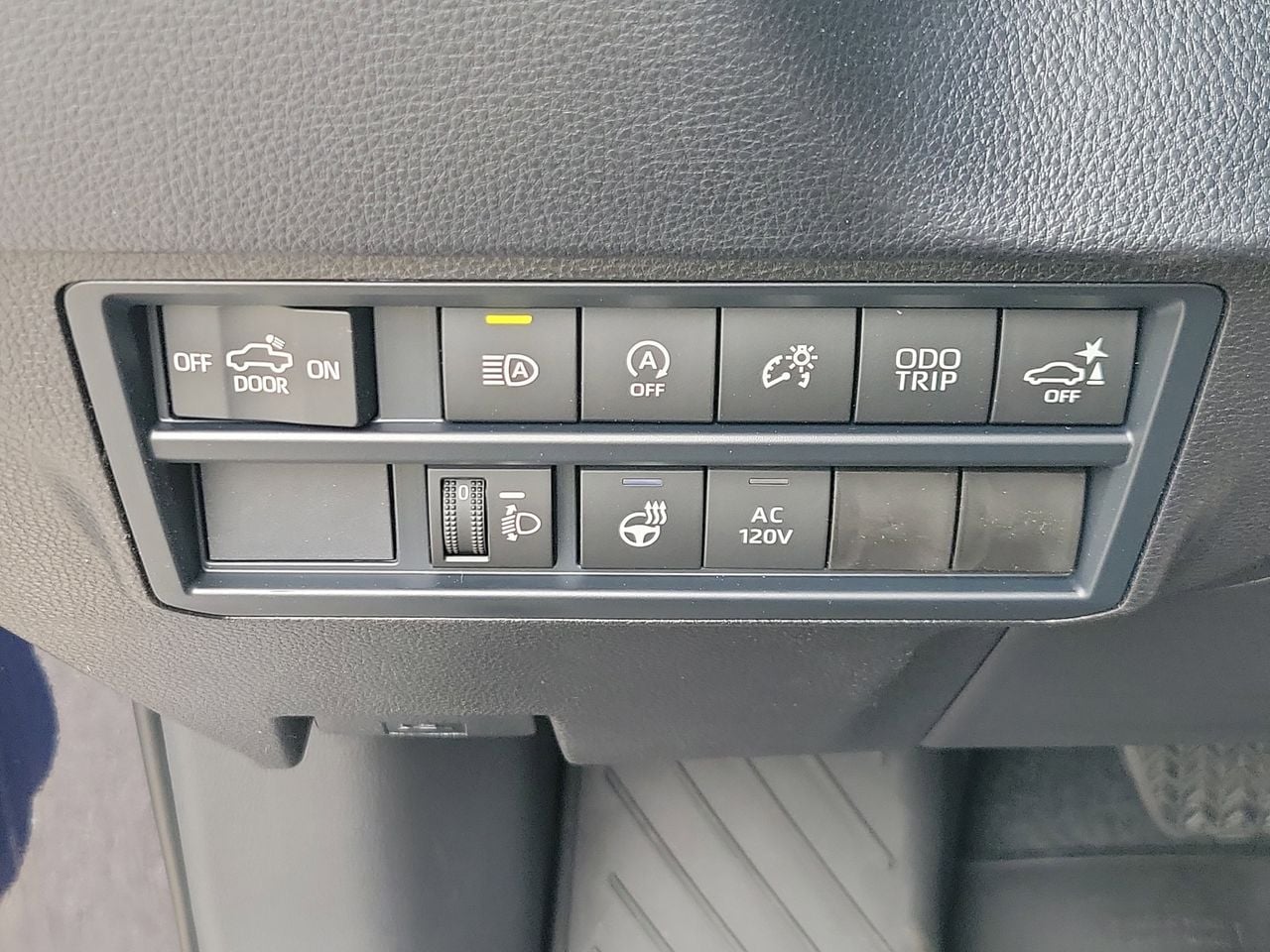 2026 Toyota Tundra SR5 - Photo 29