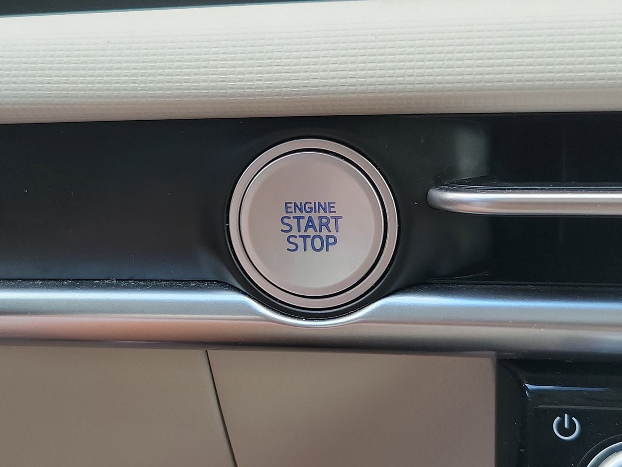 2025 Hyundai Tucson SEL - Photo 30