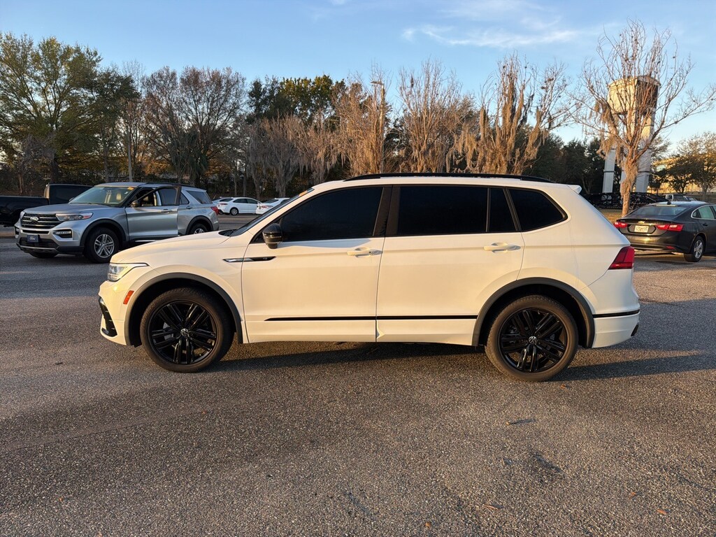 Used 2022 Volkswagen Tiguan 2.0T SE R-Line Black SUV