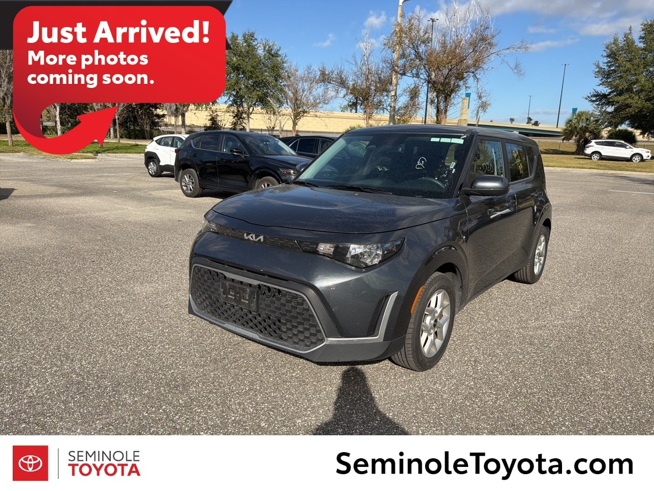 2024 Kia Soul LX's photo