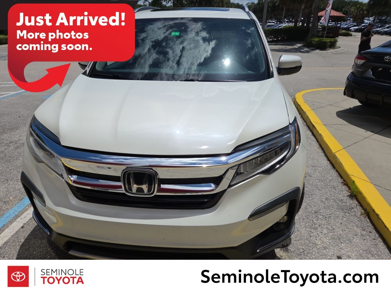 2019 Honda Pilot 4WD Elite's photo