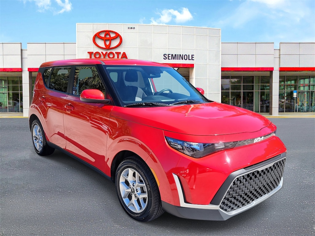 Used 2024 Kia Soul LX Hatchback