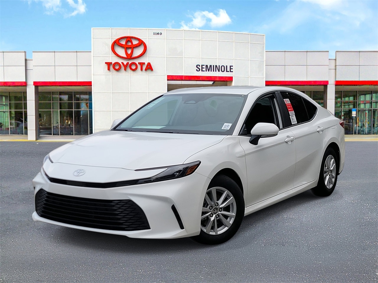 2026 Toyota Camry LE's photo