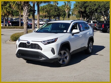 2025 Toyota RAV4 XLE SUV