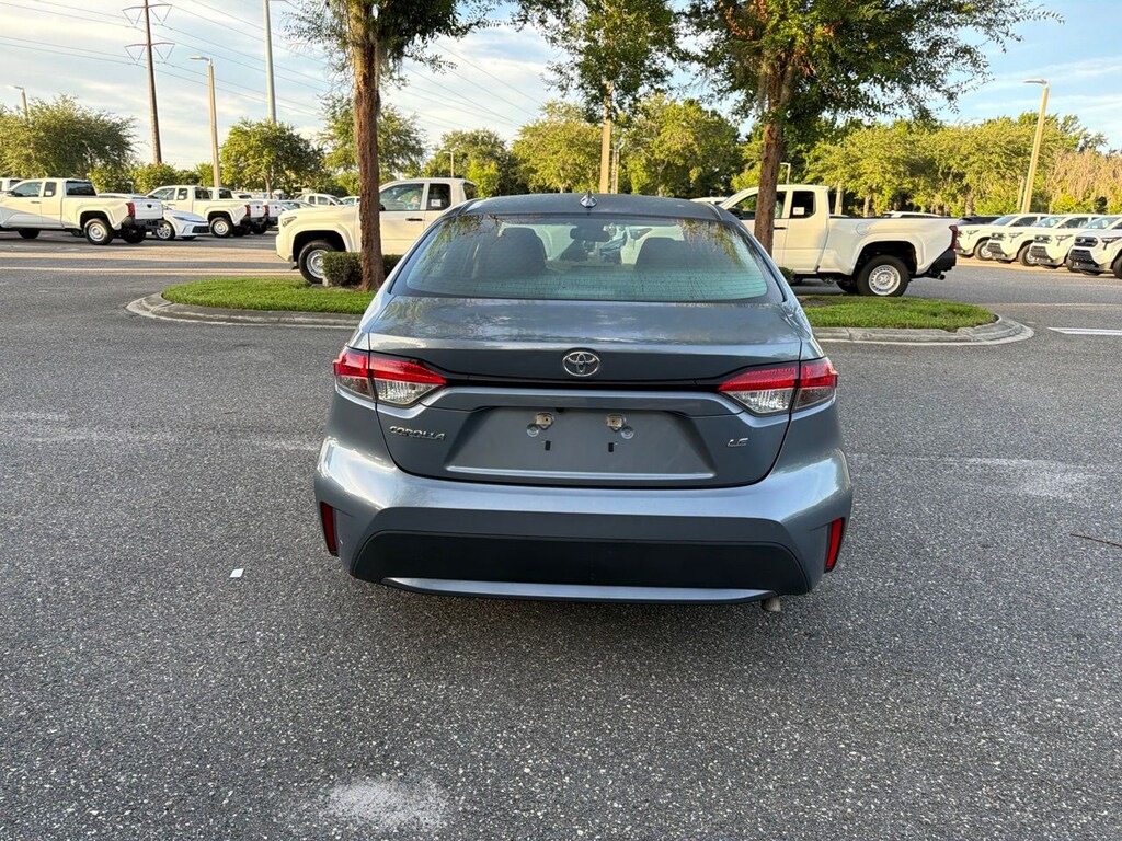 Used 2022 Toyota Corolla LE Sedan