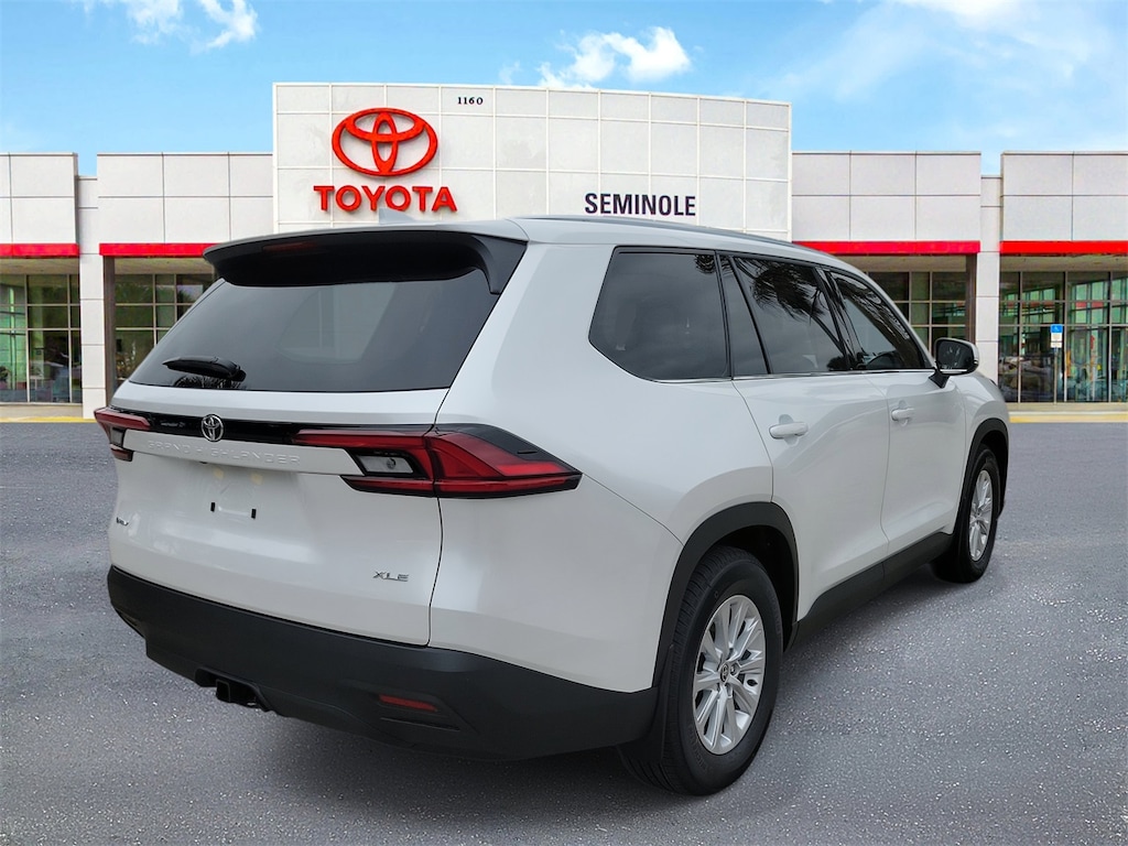 New 2026 Toyota Grand Highlander Hybrid XLE SUV