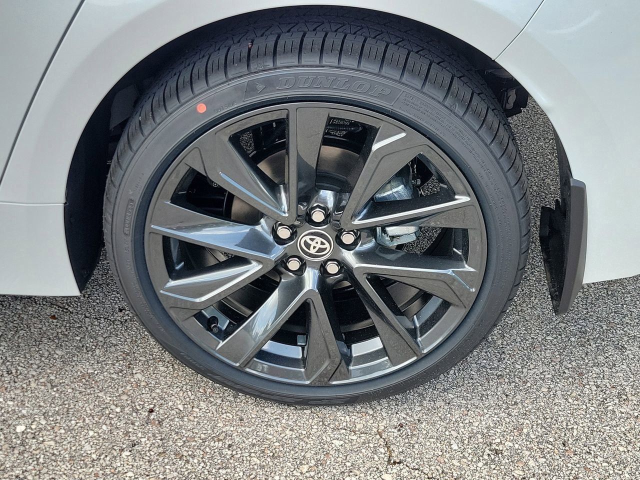 View vehicle photo 5