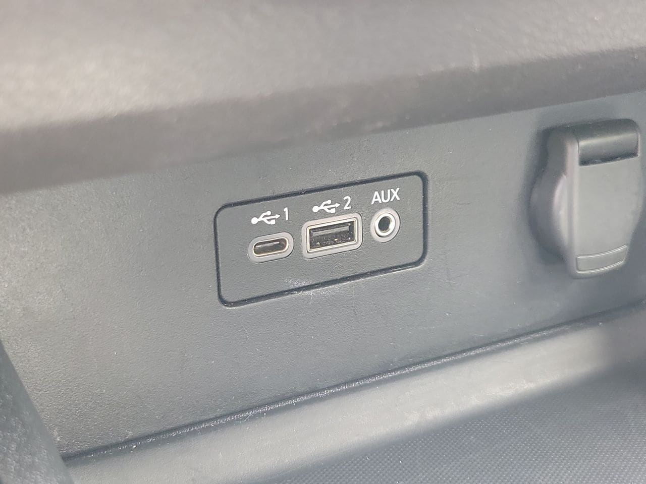 2025 Nissan Altima SV - Photo 28