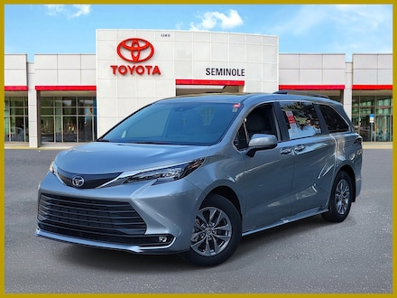 2025 Toyota Sienna XLE 8 Passenger Van Passenger Van