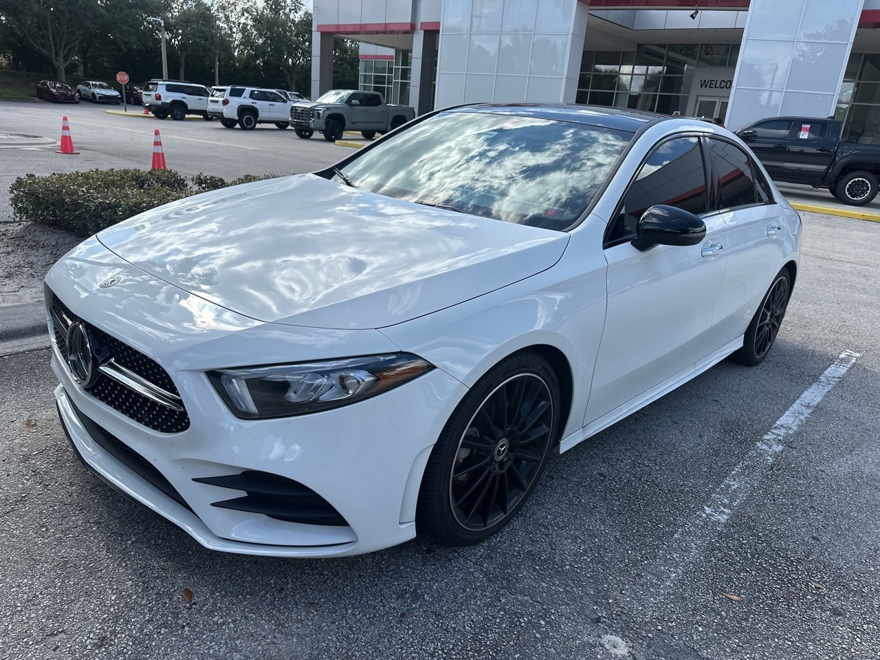 2022 Mercedes-Benz A-Class A220