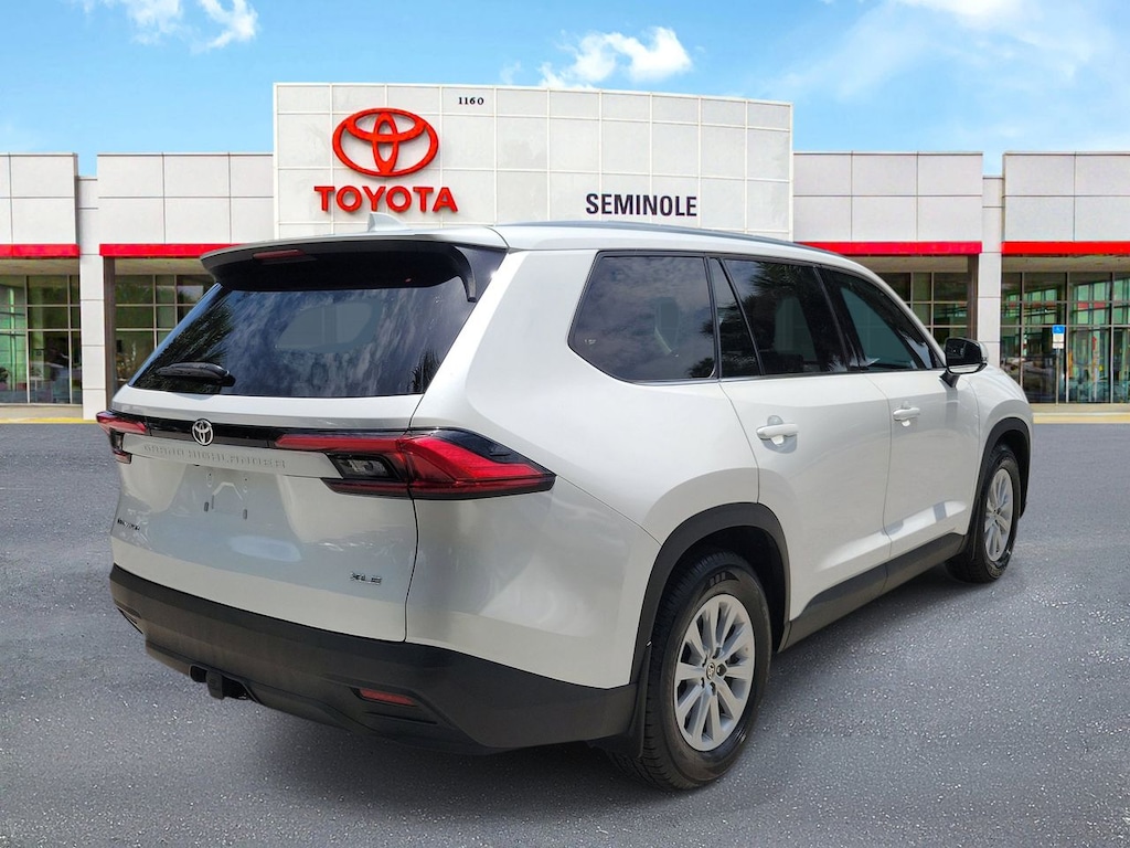Used 2024 Toyota Grand Highlander Hybrid XLE SUV