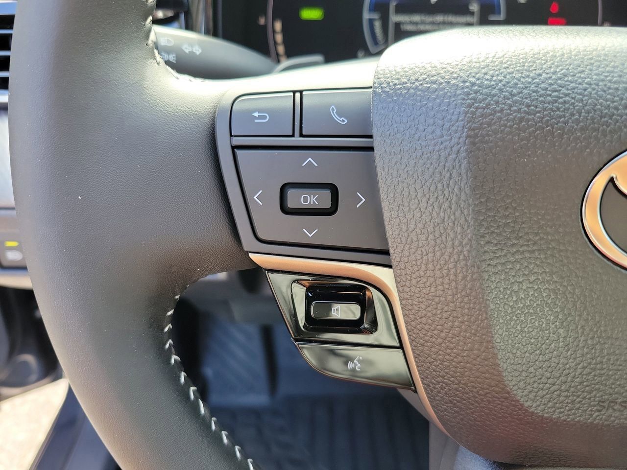 2026 Toyota Camry SE - Photo 20
