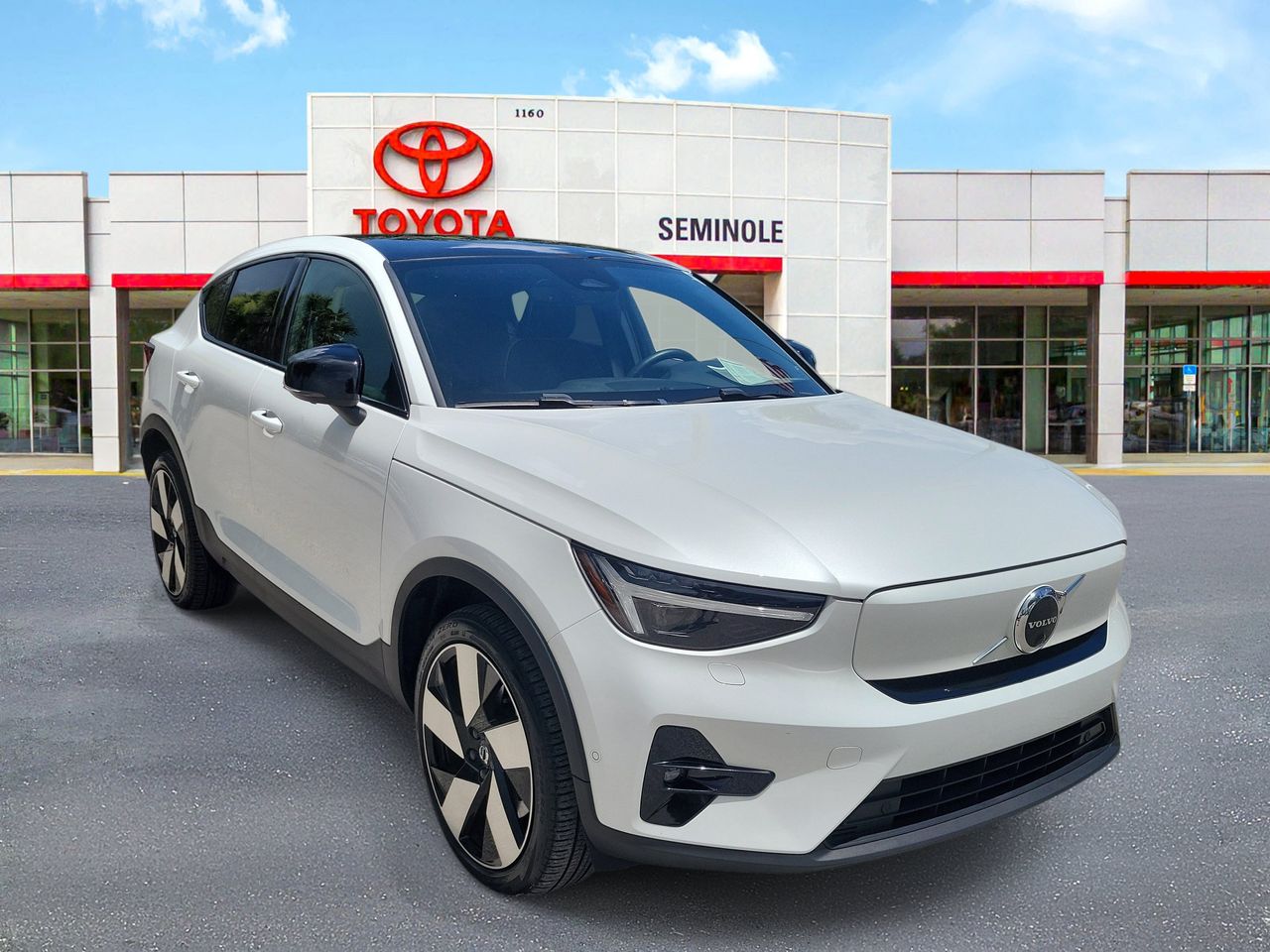 Used 2023 Volvo C40 Ultimate with VIN YV4ED3GM6P2040082 for sale in Sanford, FL
