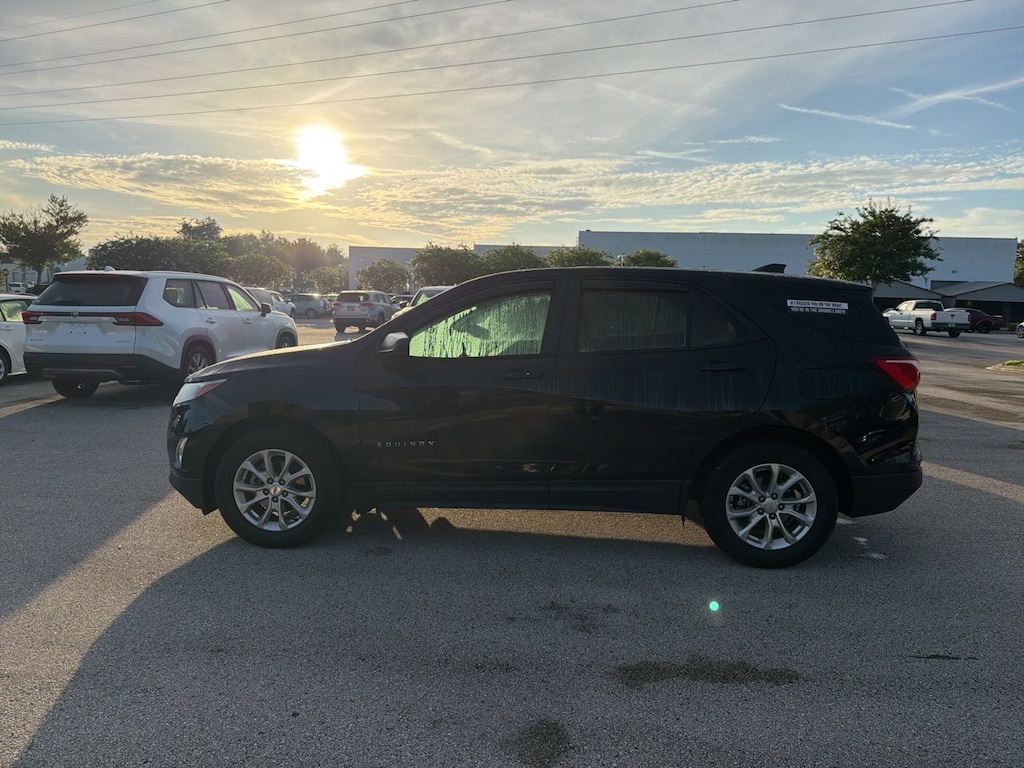 Used 2021 Chevrolet Equinox LS SUV
