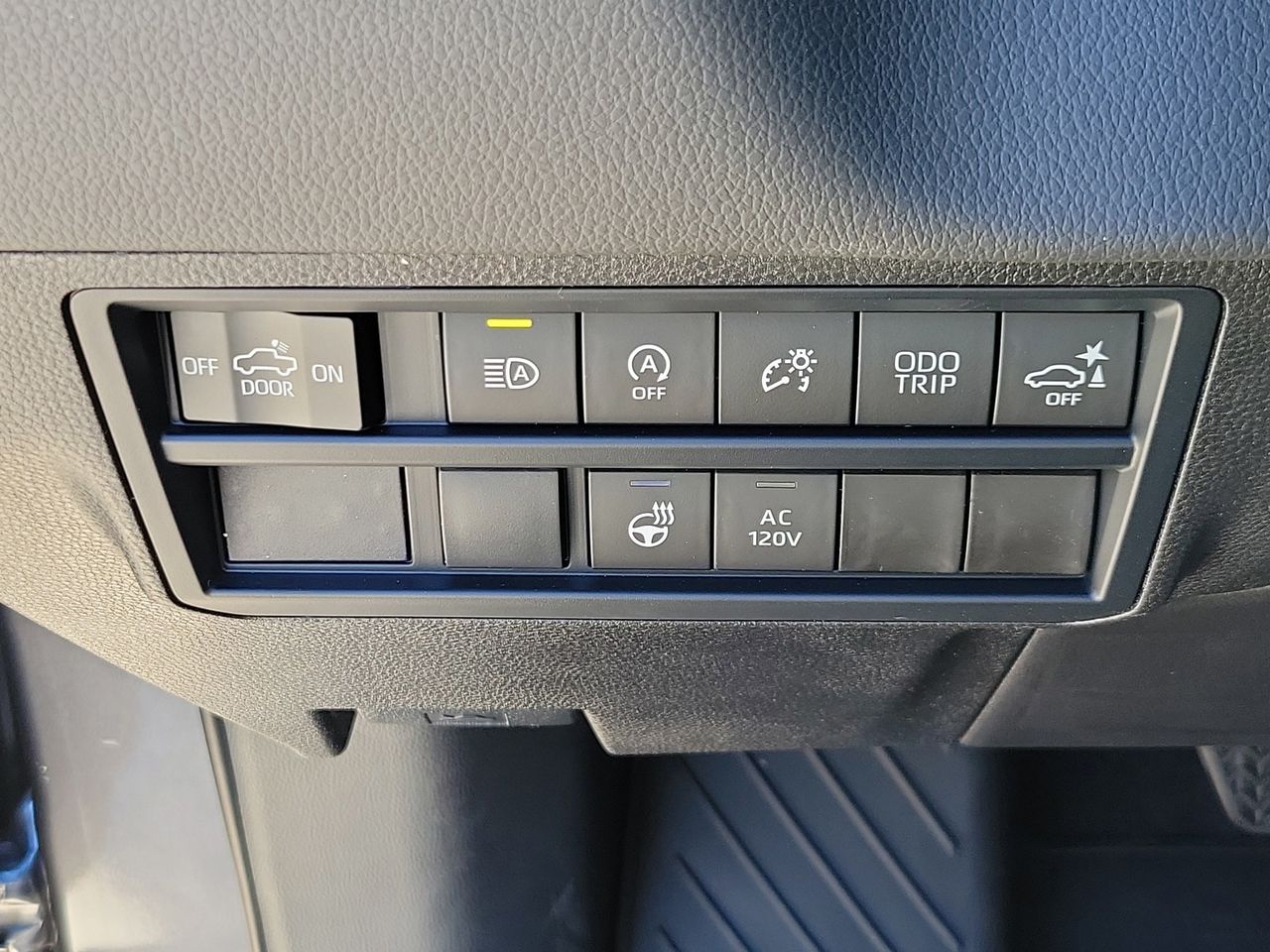 2026 Toyota Tundra Limited - Photo 29