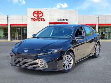 2025 Toyota Camry LE Sedan