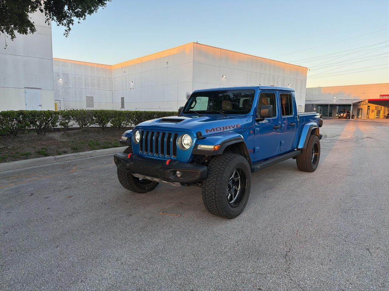 2022 Jeep Gladiator Mojave's photo