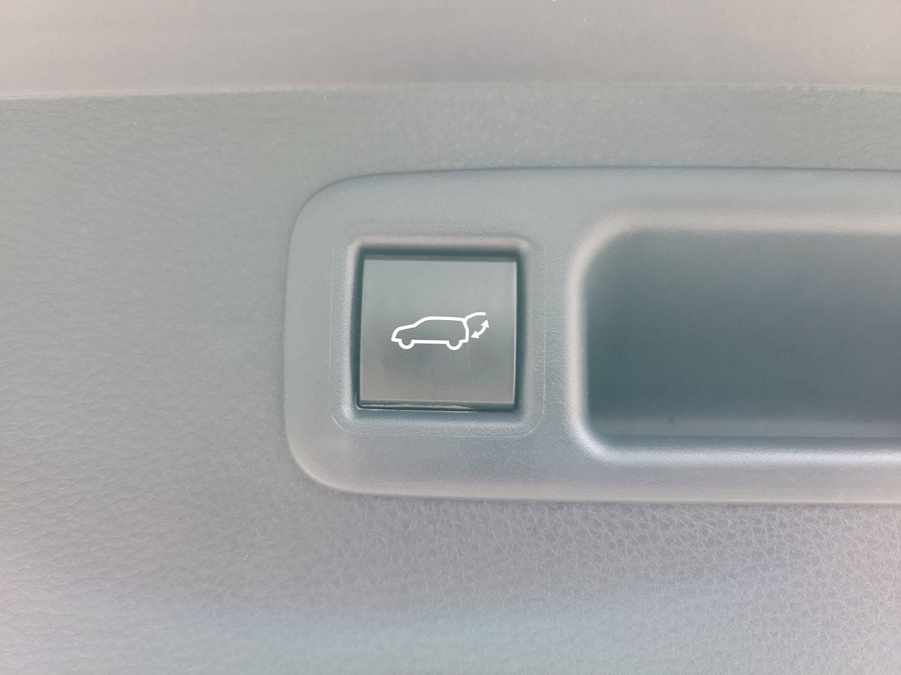 2025 Toyota Highlander XSE - Photo 9