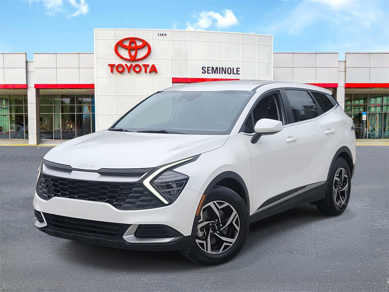 2024 Kia Sportage LX's photo