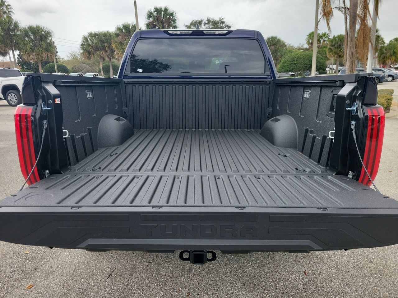 2026 Toyota Tundra SR5 - Photo 8