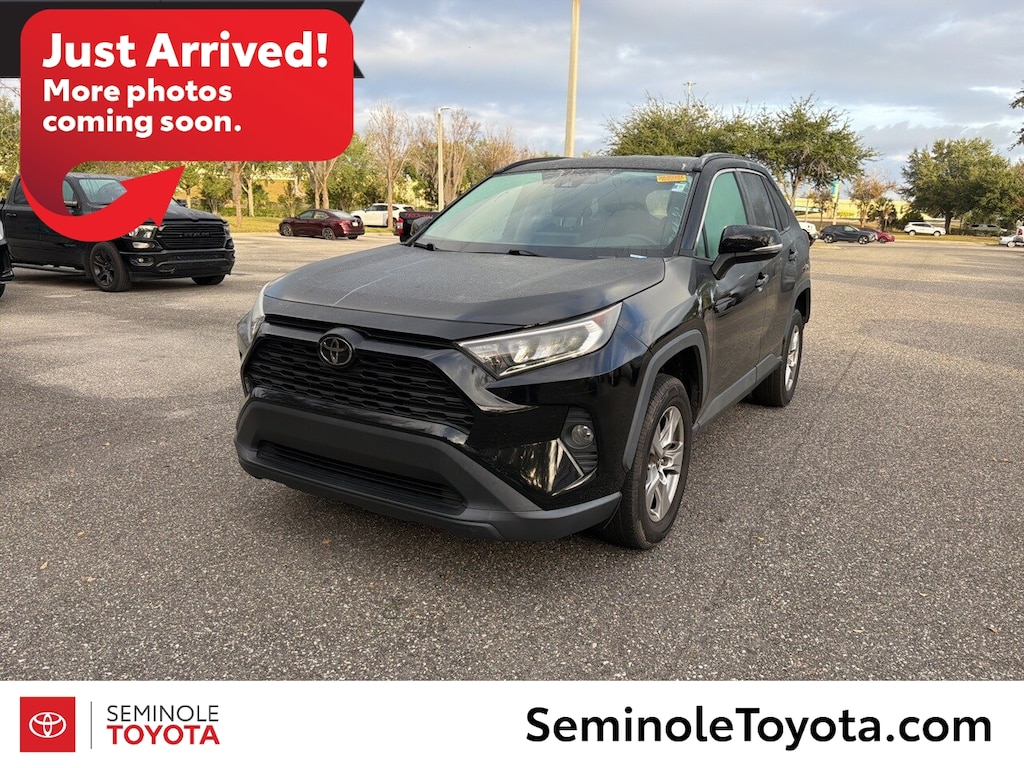 Used 2021 Toyota RAV4 XLE SUV