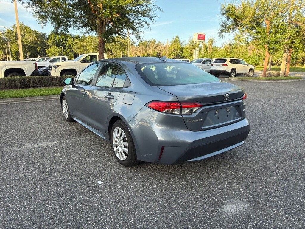 Used 2022 Toyota Corolla LE Sedan